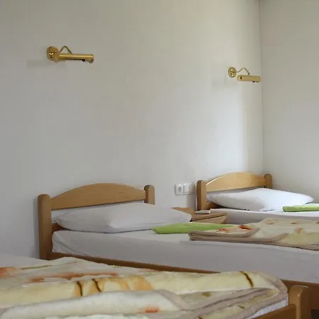 Jabuka Guest house