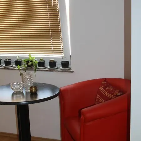 Guest house Jabuka 3*